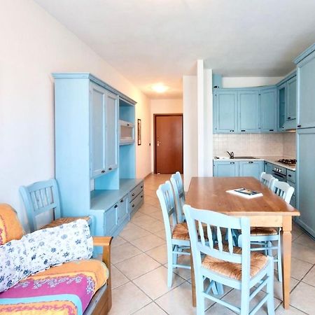 Isa-Apartments 4 Beds In Residence With Swimming-Pool In San Vincenzo, Just 600 Meters From The Sea ภายนอก รูปภาพ