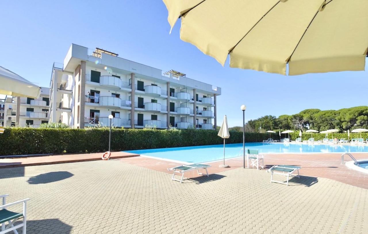 Isa-Apartments 4 Beds In Residence With Swimming-Pool In San Vincenzo, Just 600 Meters From The Sea ภายนอก รูปภาพ