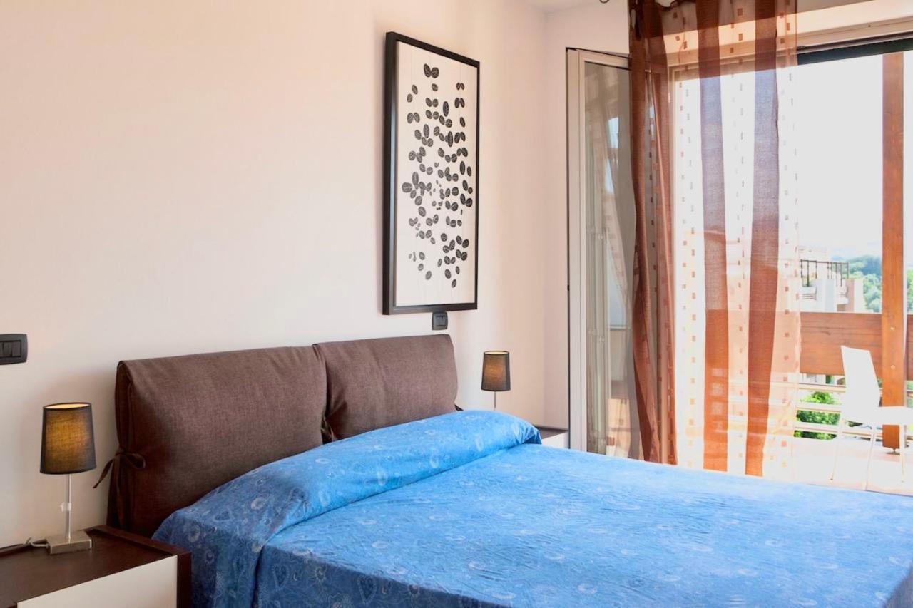 Isa-Apartments 4 Beds In Residence With Swimming-Pool In San Vincenzo, Just 600 Meters From The Sea ภายนอก รูปภาพ
